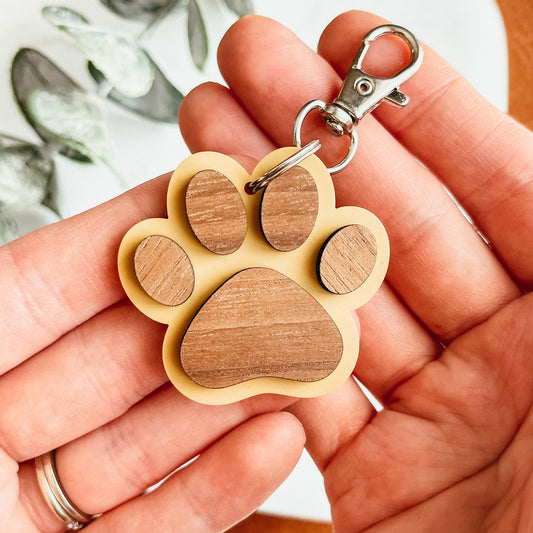Boxwood Pendant Keychain – Mini Wooden Charm Accessory