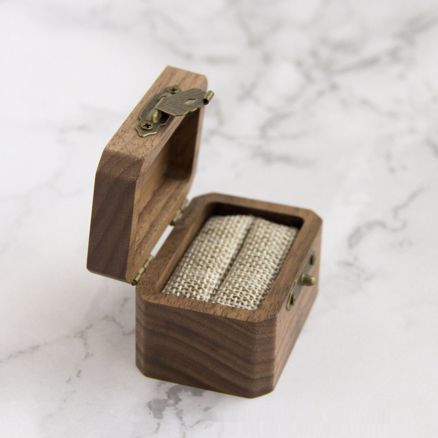 Vintage Acacia Wood Ring Box with Soft Lining – Rustic Handmade Jewelry Storage